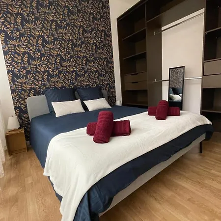 Appartement T2 Hypercentre , Parking Prive -vida Loc